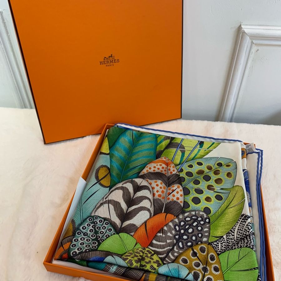 閒置新💚Hermes Plumes En Fete Scarf-0