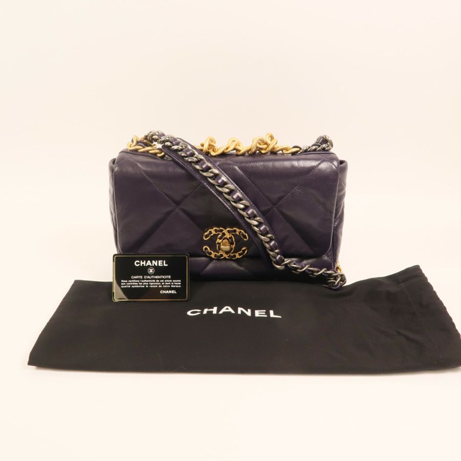 CHANEL 羊皮皮革C19 Small金扣手挽肩背兩用袋-10