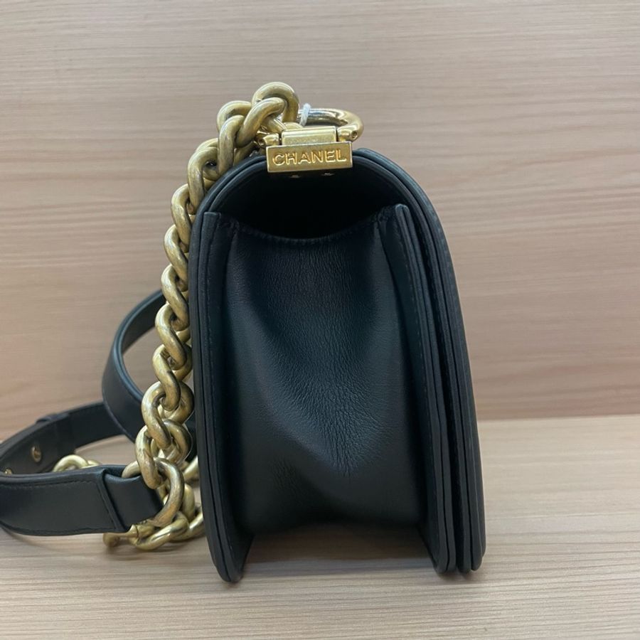 CHANEL 黑金荔枝皮Leboy 小号 2020年,29開,有塵袋 無卡 無盒子-3