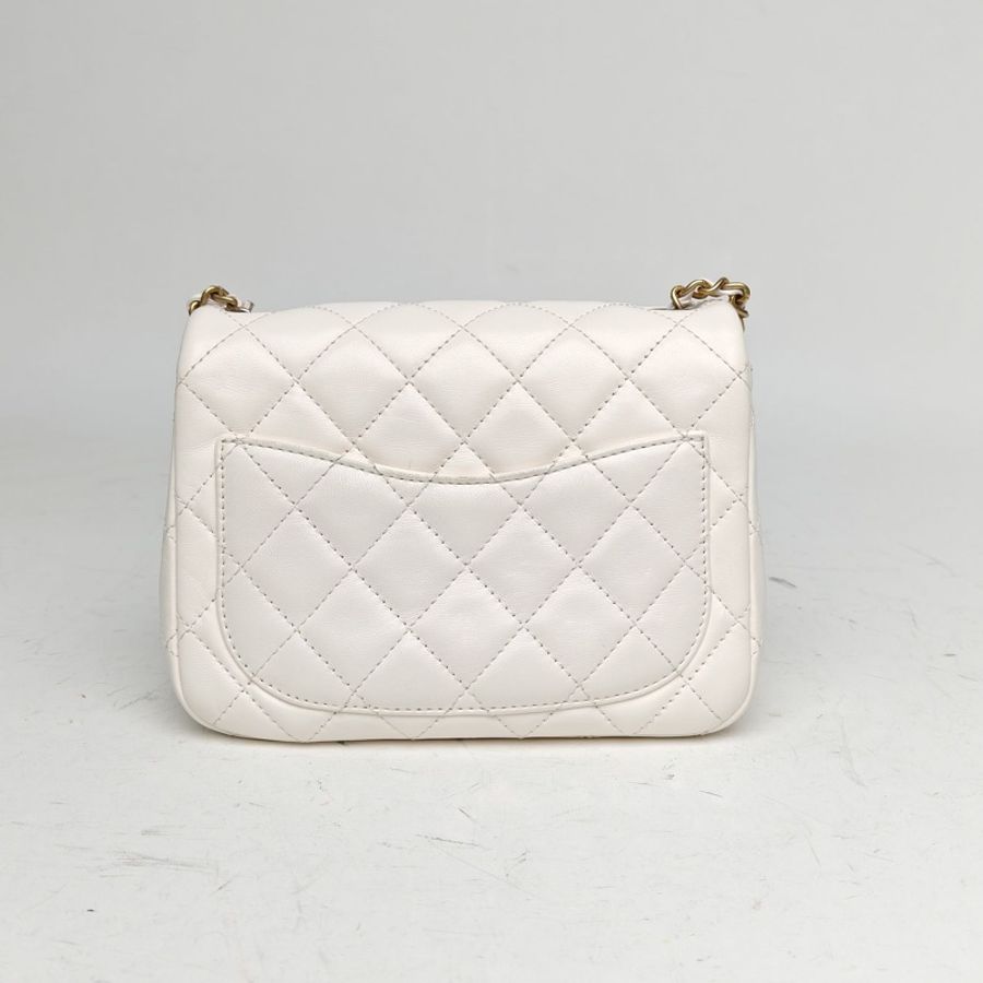CHANEL CF口蓋包方胖子白色羊皮晶片開金扣金球調節扣-2