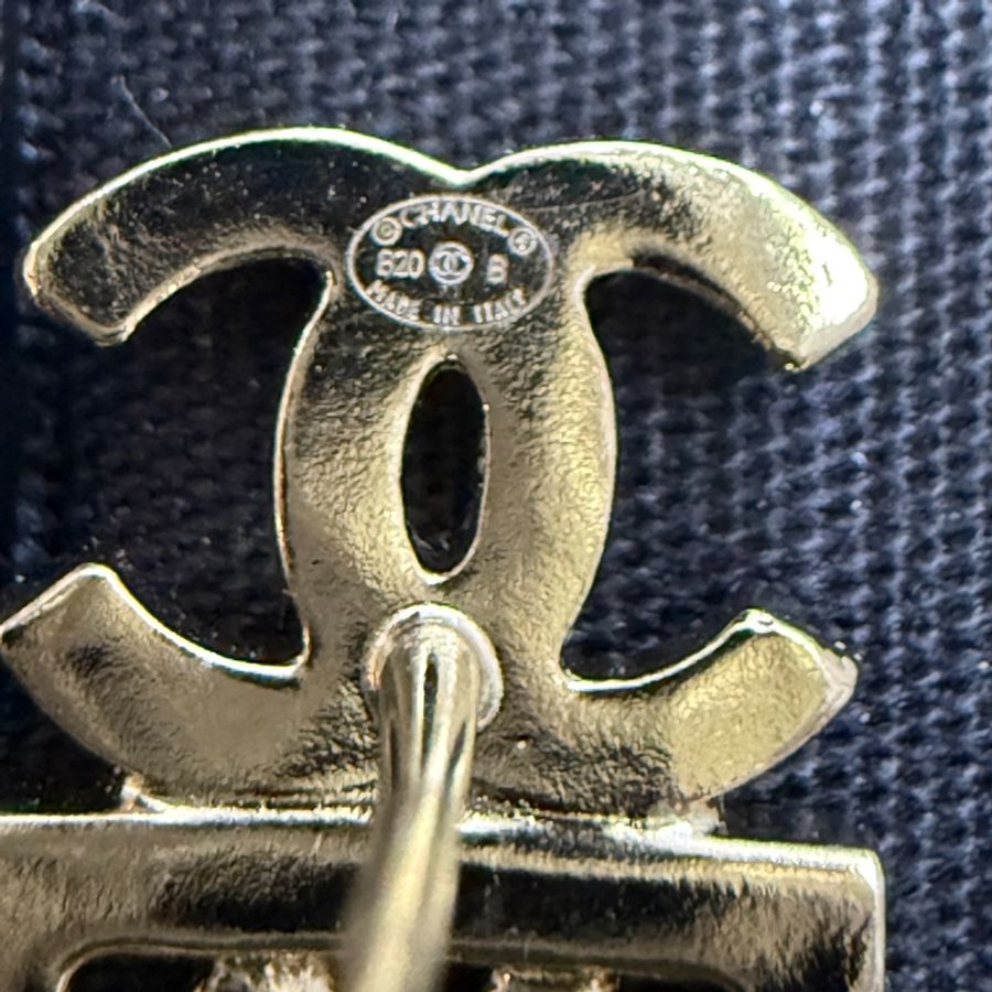 全新香奈兒chanel cc logo 耳釘 盾牌耳環-7