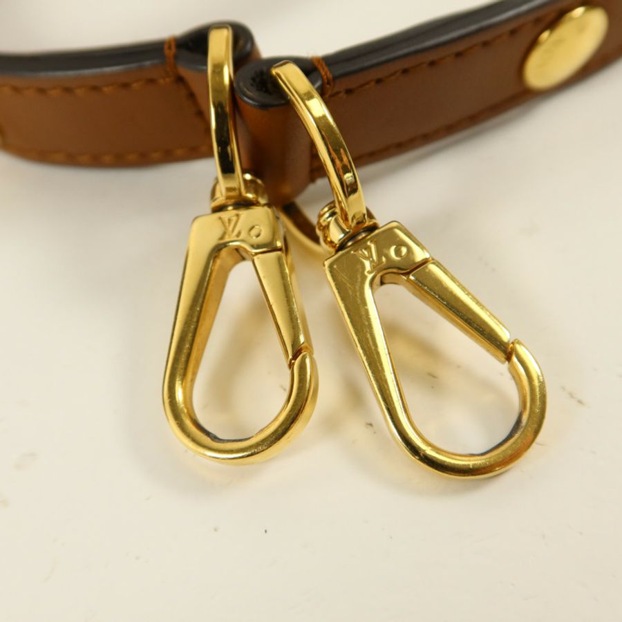 LOUIS VUITTON Monogram Reverse Mini Dauphine金扣肩背袋-9