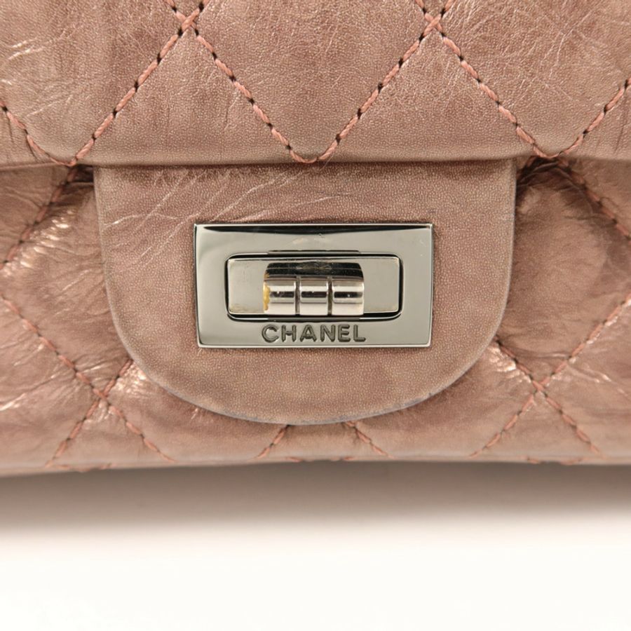 CHANEL 牛皮皮革2.55 Chain Shoulder銀扣鏈帶肩背袋-8