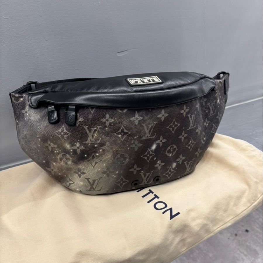 Louis Vuitton LV Galaxy Discovery腰包 星空配色|Classic Trend CT精品|台北東區實體-0