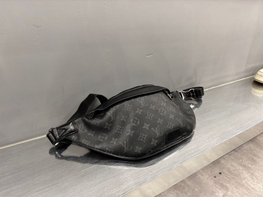 Louis Vuitton LV Discovery 腰包|Classic Trend CT精品|台北東區實體-4