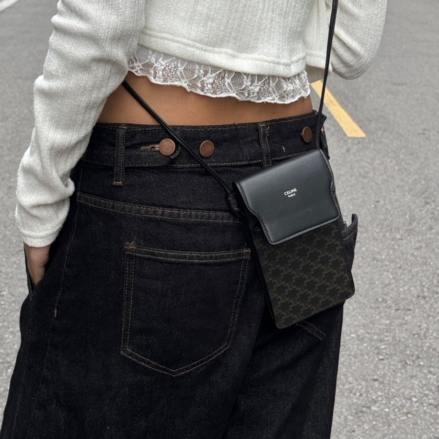 【全新品】 Celine 經典黑老花 斜背包 (專櫃45000)-1