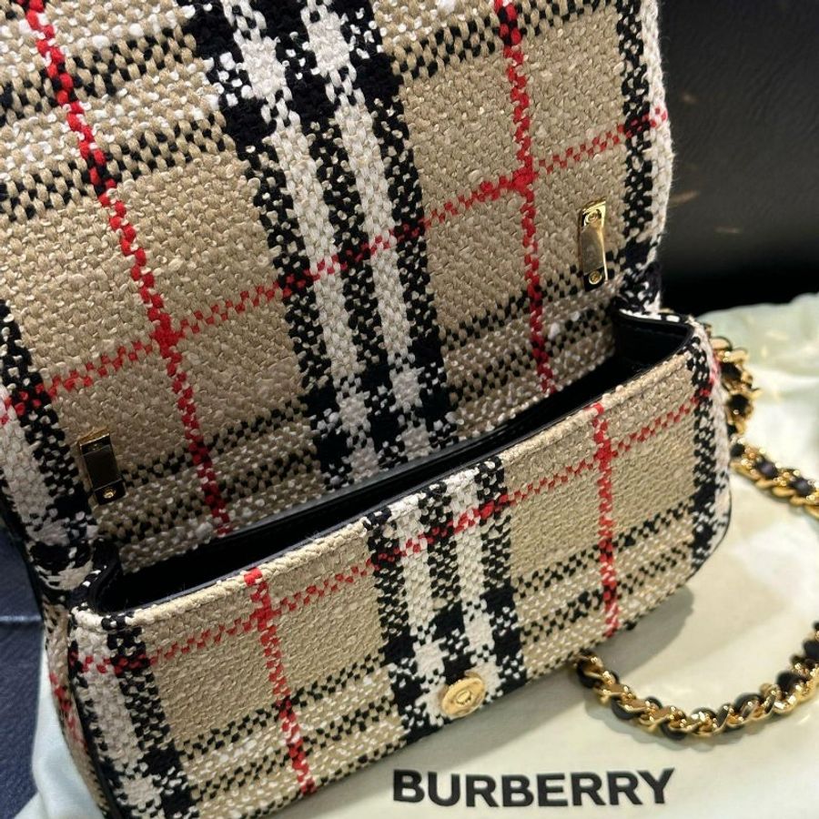 💎Han's house精品服飾💎 Burberry TB Lola 格紋 斜背包 迷你 17x10x3.5CM 現貨 原價57200-5