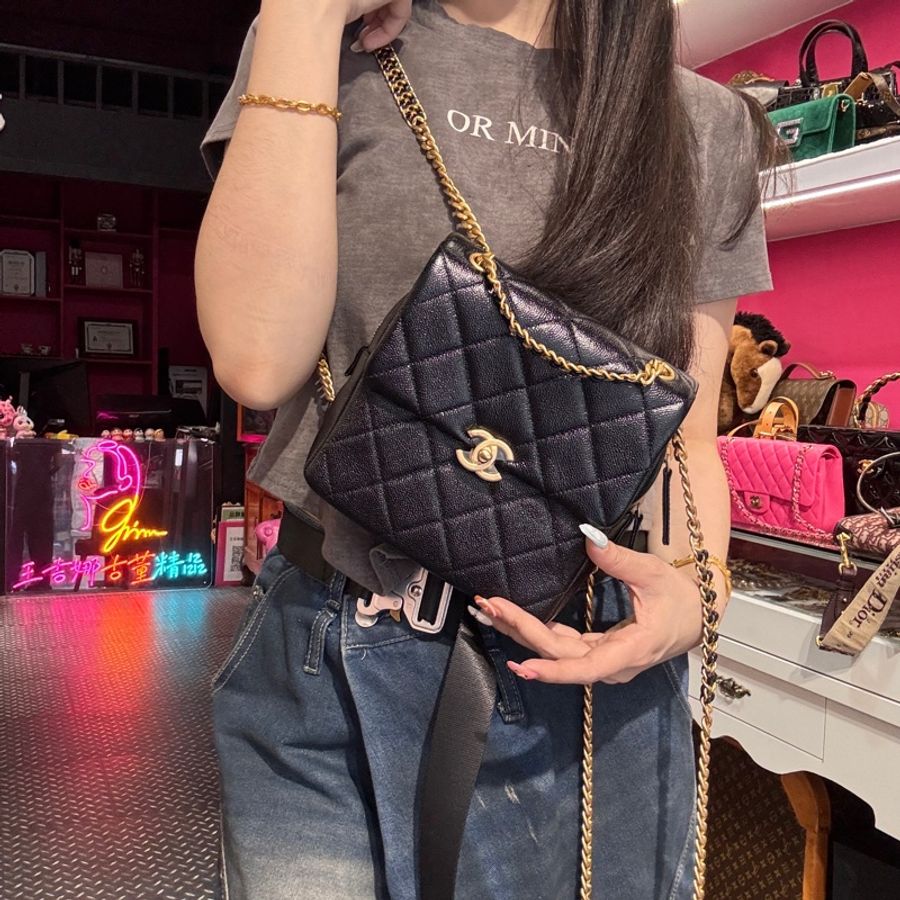 Chanel黑金後背包 荔枝皮/ado/王吉娜古董精品-0
