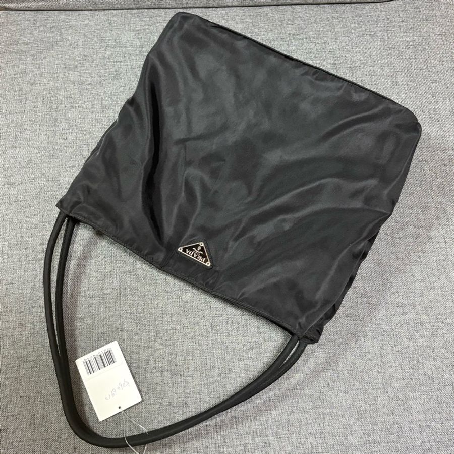 Prada 經典黑色尼龍托特包 Nylon tote bag 單肩包 手提包 28cm-1