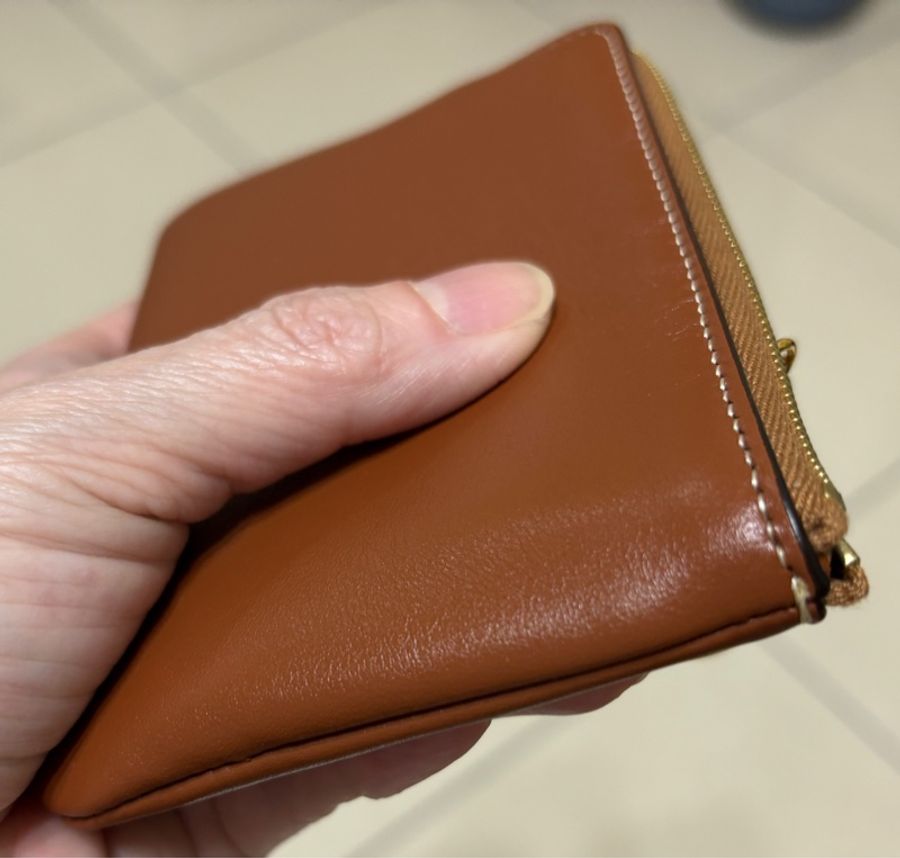 CELINE 經典CUIR TRIOMPHE系列光滑小牛皮拉鍊萬用鑰匙/零錢包-6