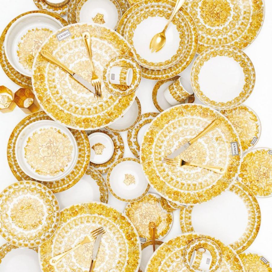 💎Han's house精品服飾💎VERSACE 凡賽斯 LOGO 女王頭 陶瓷牆壁裝飾盤 盤子 德國製造 18CM 現貨 原價4900-1