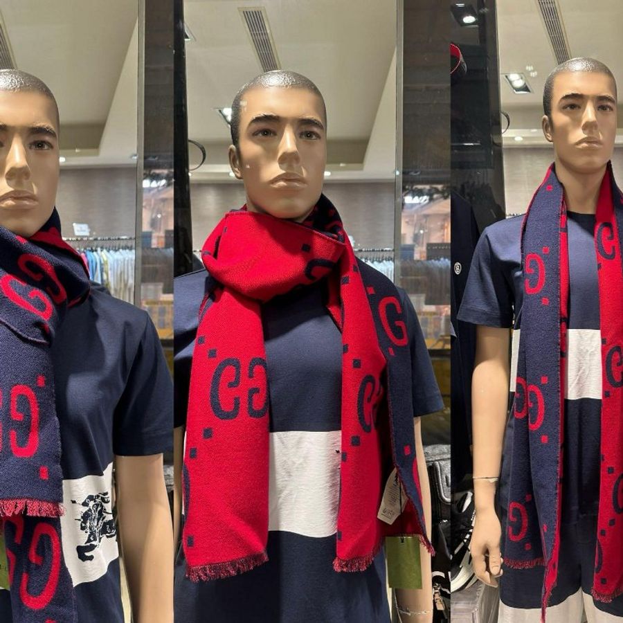 💎Han's house精品服飾💎 GUCCI 古馳 495592 男女均可 圍巾 披肩 178X38cm-4