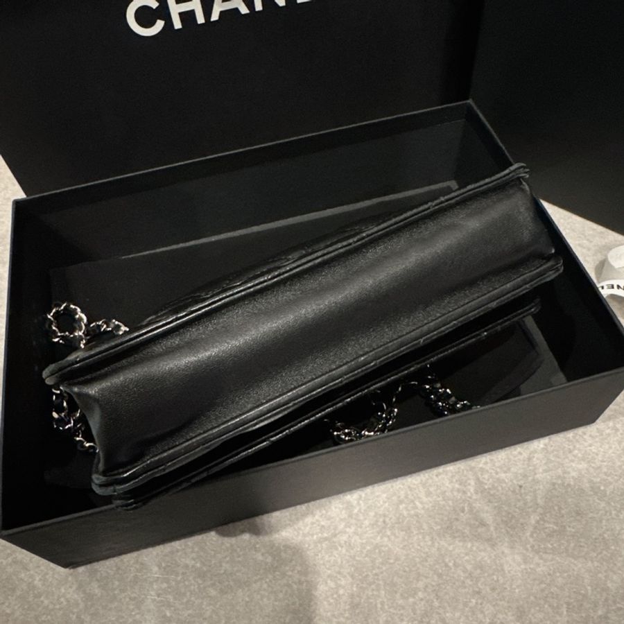 Chanel 香奈兒 woc 黑銀羊皮 晶片款 購自高雄漢神本館-27