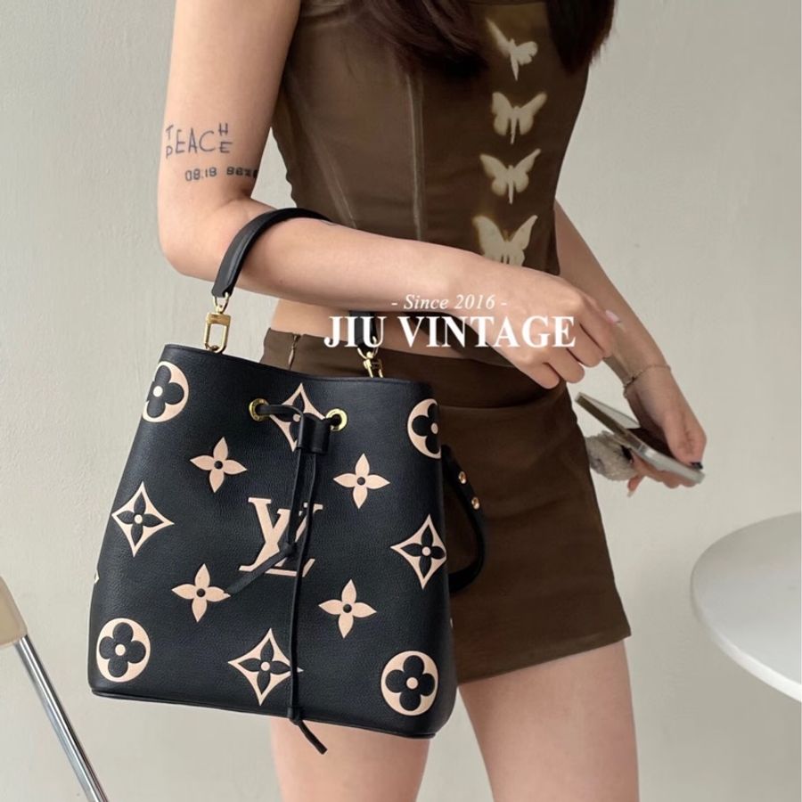 路易威登水桶包 Louis Vuitton NeoNoe MM 黑拼米牛皮✨熊貓配色經典款 斜背肩背兩用 M45497-7
