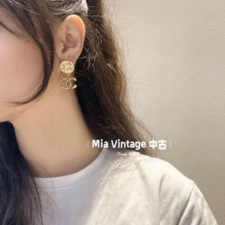 Chanel 24c🌈現品實拍 🌈金色熔岩圓雙C耳環👏9.8成新 未使用閒置品-15