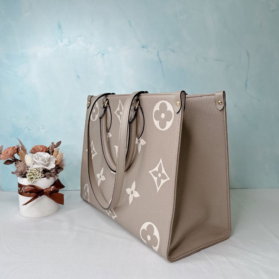 LV OnTheGo MM托特包-2