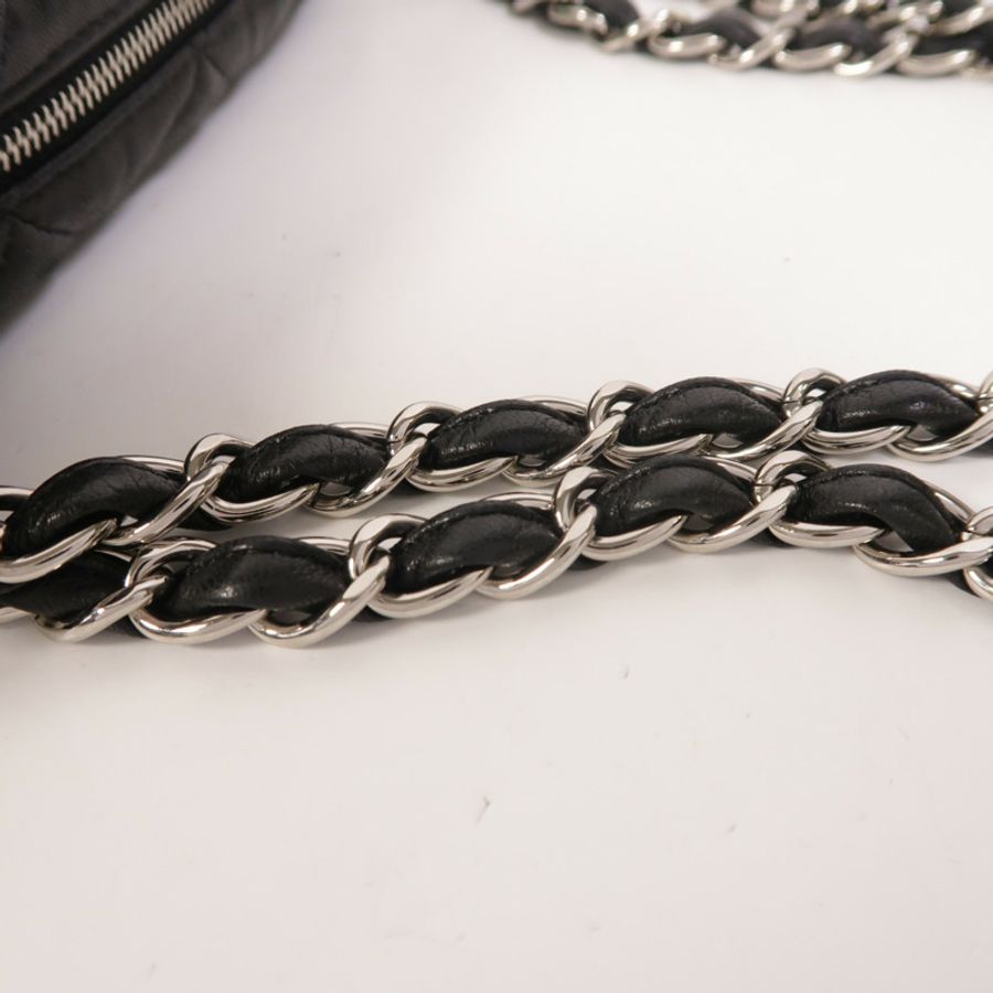 CHANEL 羊皮皮革Chain Shoulder銀扣鏈帶肩背袋-14