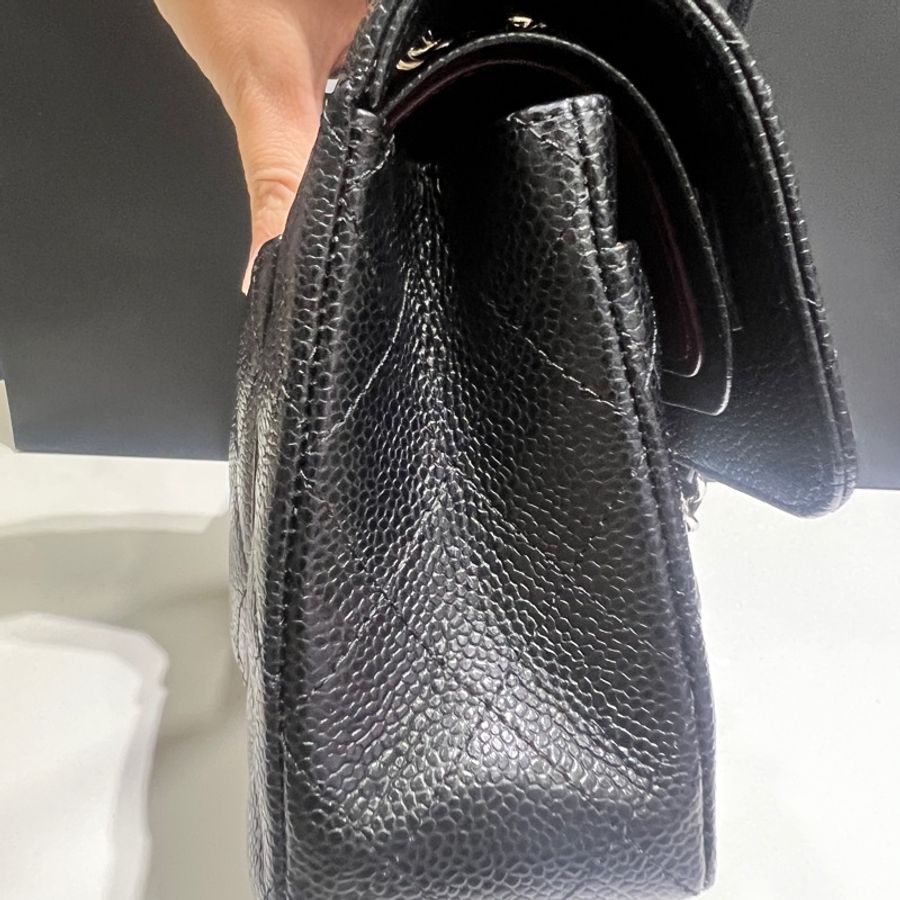 CHANEL Classic Flap bag 經典荔紋菱格23口蓋肩背包/鏈帶包(銀/黑)-10