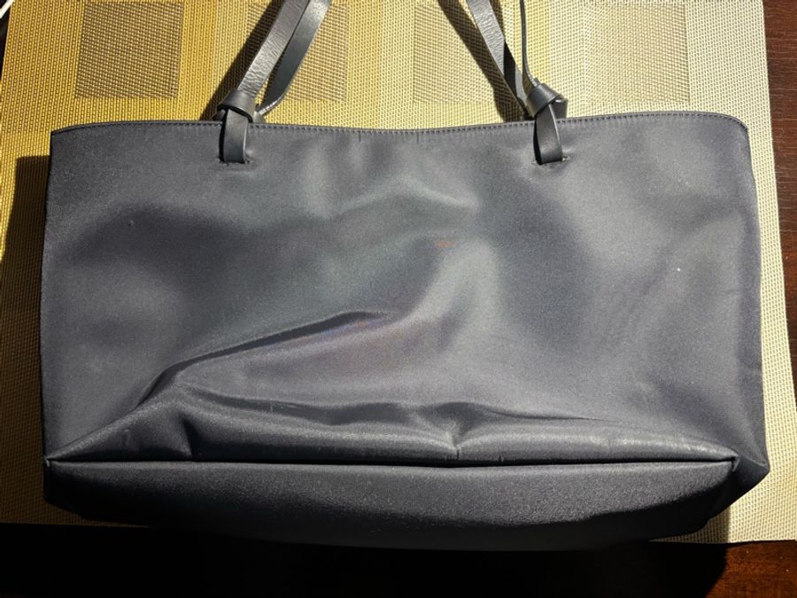 Givenchy 中型手提包-7