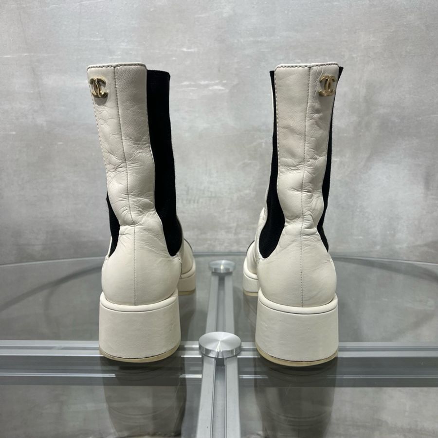 Chanel香奈兒 爆款 黑白小羊皮短靴 37碼-5