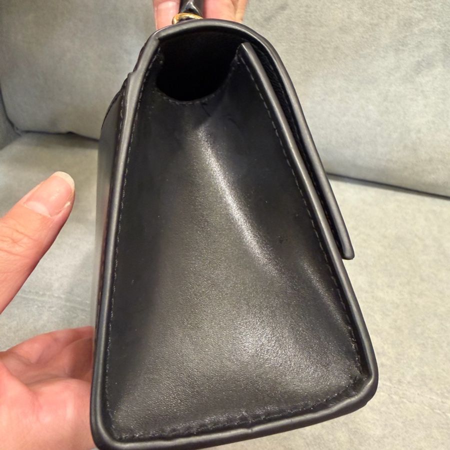 BALENCIAGA 巴黎世家 Hourglass XS黑色B字標誌牛皮手提斜背沙漏包-19