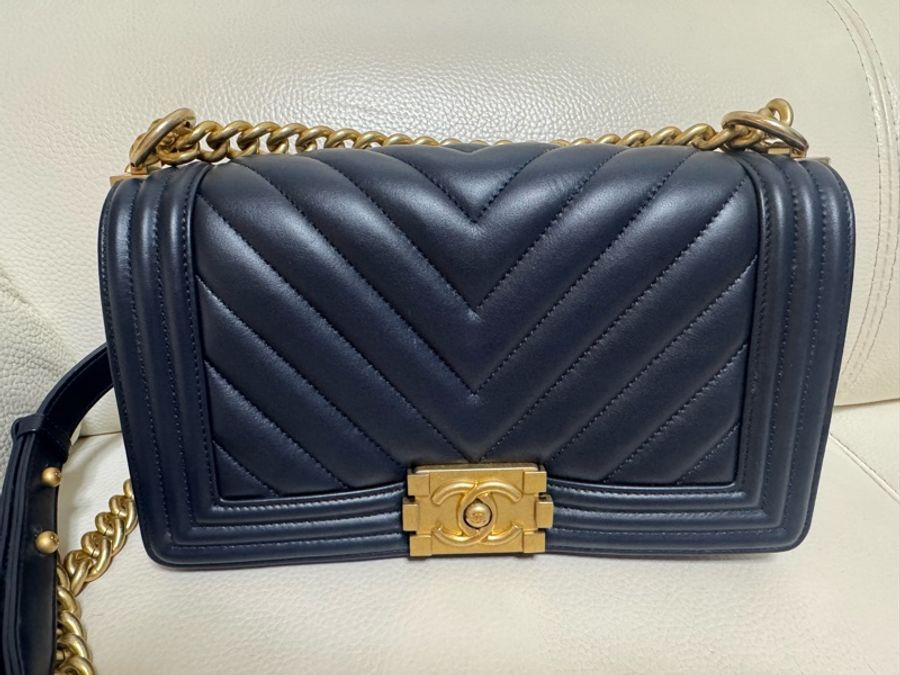 Boy Chanel medium size-0
