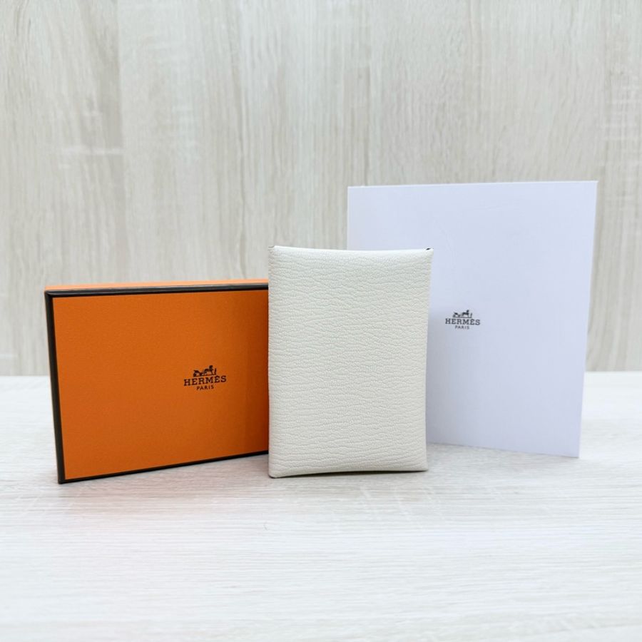 HERMES Nata 奶油白山羊皮Calvin Duo零錢卡包H082977-1