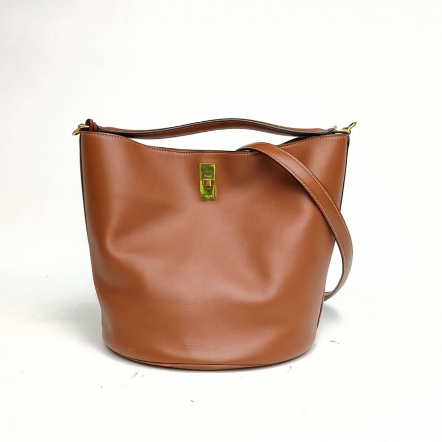 CELINE Bucket16水桶包中號23褐色牛皮金扣-0