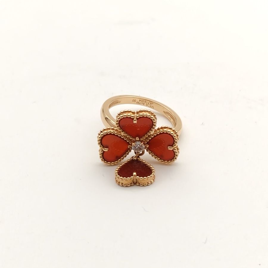 VAN CLEEF&ARPELS 18K玫瑰金紅玉髓SweetAlhambraEffeuillage愛心花瓣戒指50-1