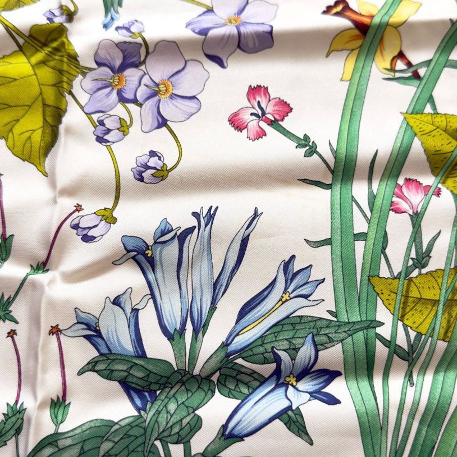 GUCCI Flora 絲巾-3