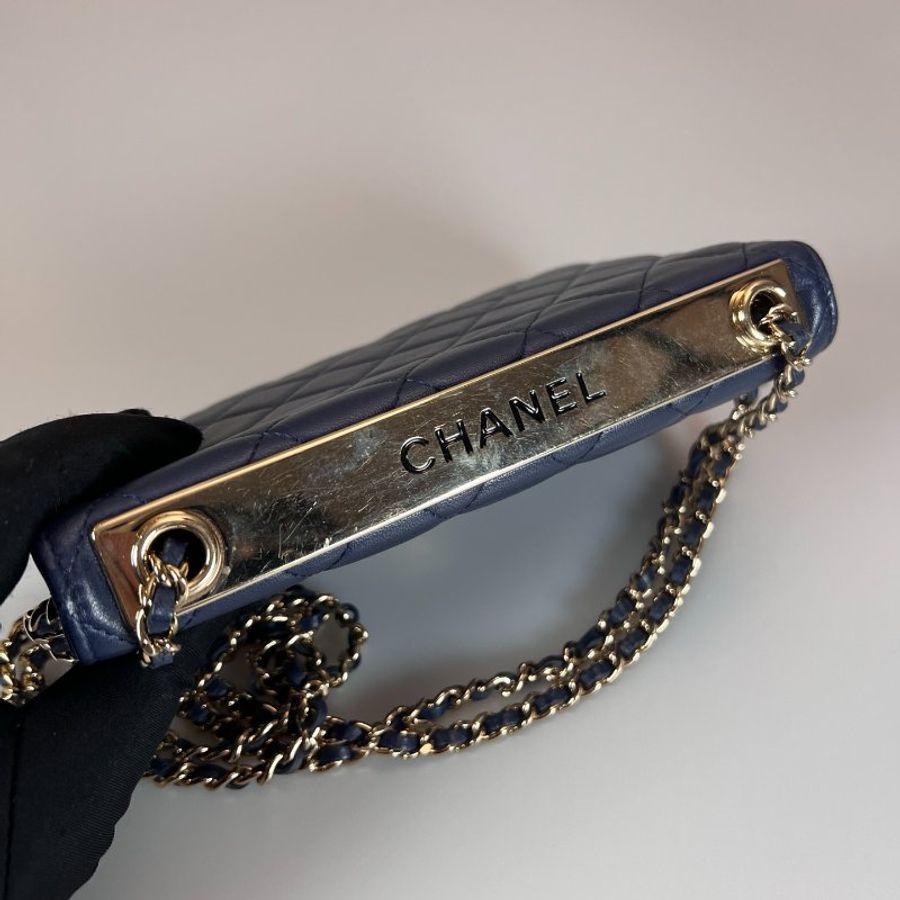 CHANEL TRENDY WOC金鍊包羊皮藍 保卡款29開-11