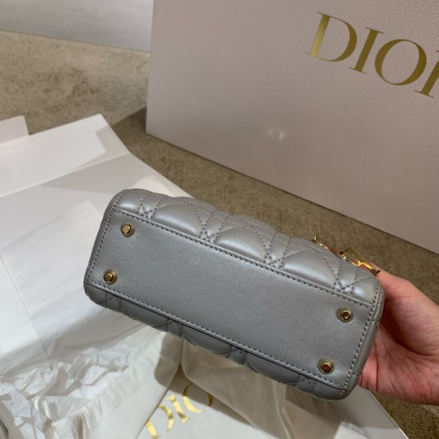 Dior迪奧珠光灰三格戴妃lady dior19年編碼 鏈條斜挎包-6