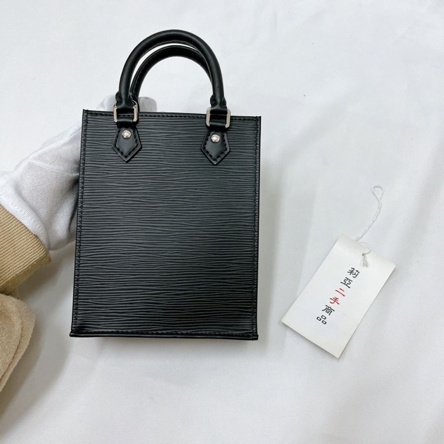 莉亞精品♡ LV M81238 水波紋琴譜包 二手-7