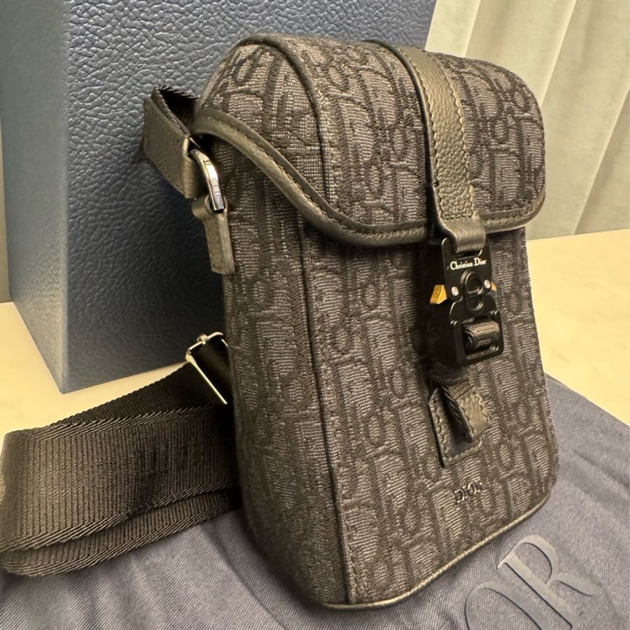 Dior Hit the Road 翻蓋信使包-2