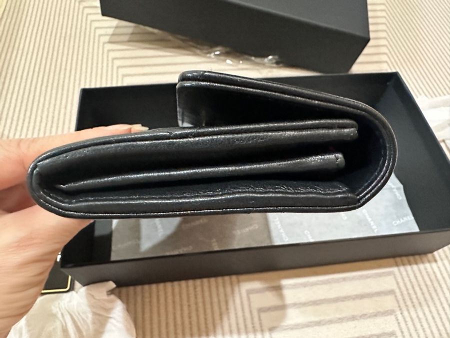 降價 Chanel 19 黑色掀蓋長夾|9成新|經典金銀鏈|附原盒-4