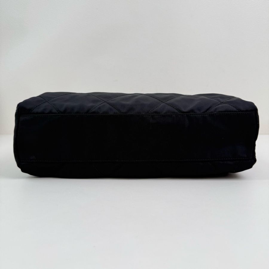 Prada 降落傘鏈條單肩包 黑色 金扣 尺寸：31*25.5*9.5cm-5