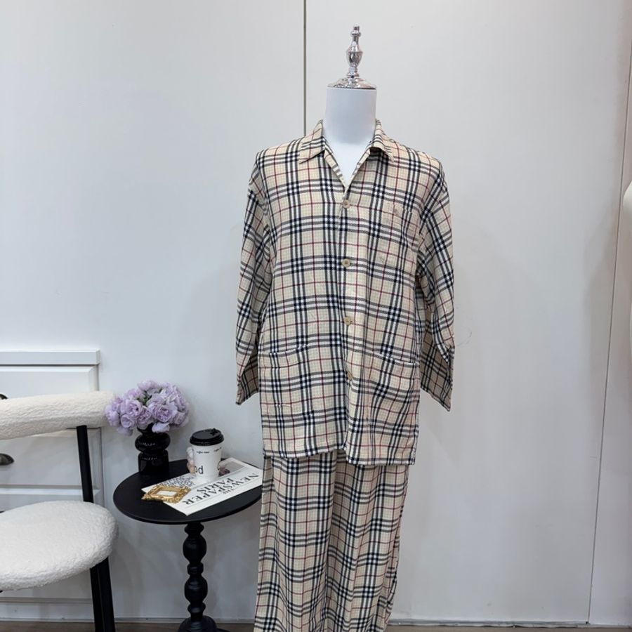 【赫蒂國際精品】 Burberry 巴寶利 經典格紋家居服/睡衣套裝 vintage-0