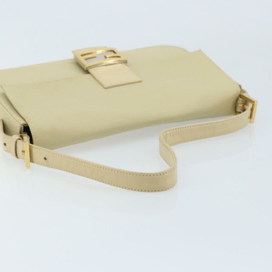 【日本直送】FENDI Mamma Baguette 肩背包 帆布 米色 金色 正品 BAZ238A-6
