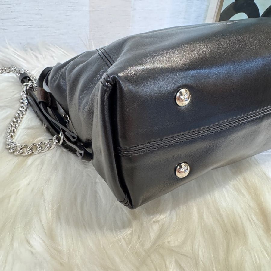 [ 櫃價$124000 ］LV Off Duty Backpack Vibe 黑羊皮束口後背包 新款 近全新-6