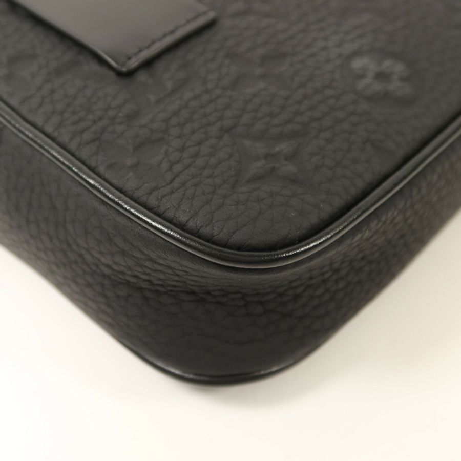 LOUIS VUITTON Monogram Taurillon Pochette Volga Uniform腰包-12