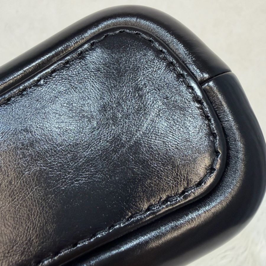 CHANEL A91810 AS0865 gabrielle HOBO 20公分 黑色斜背包流浪包 小號-16