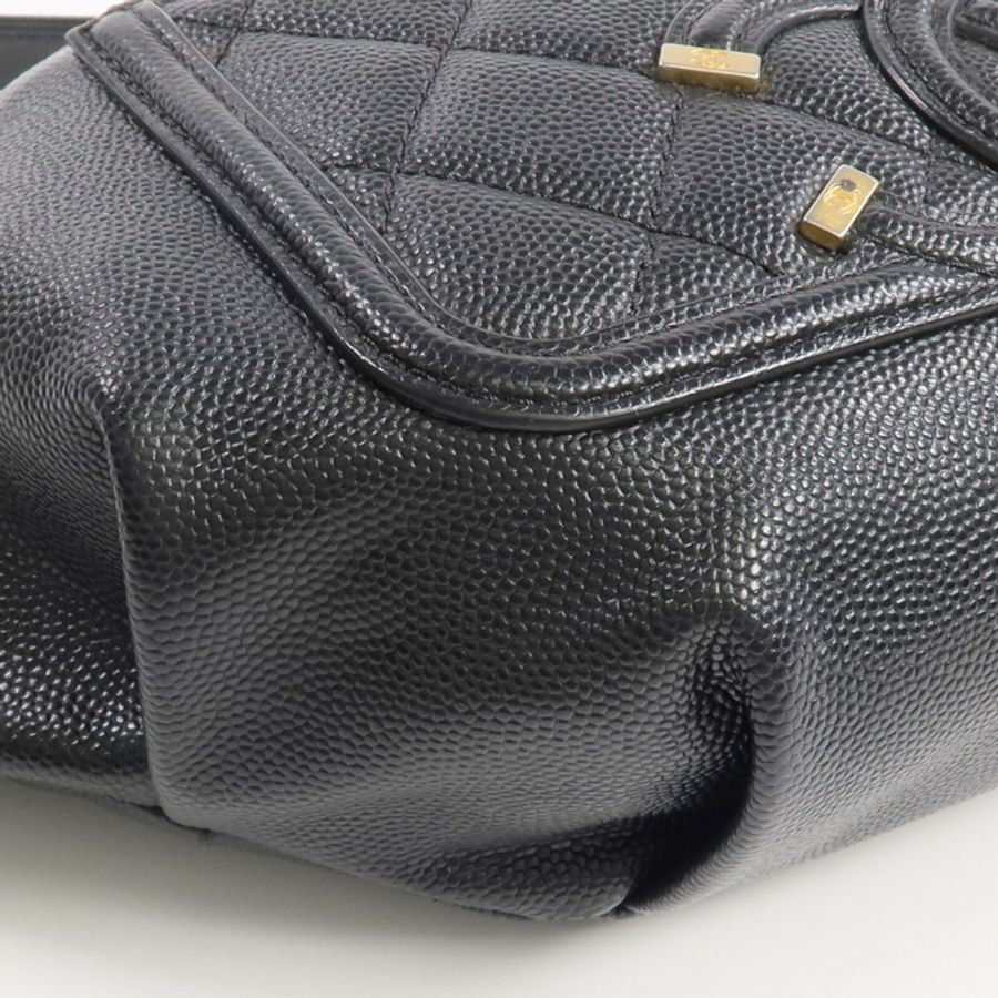 CHANEL 牛皮皮革Filigree Waist Bag金扣腰包-6