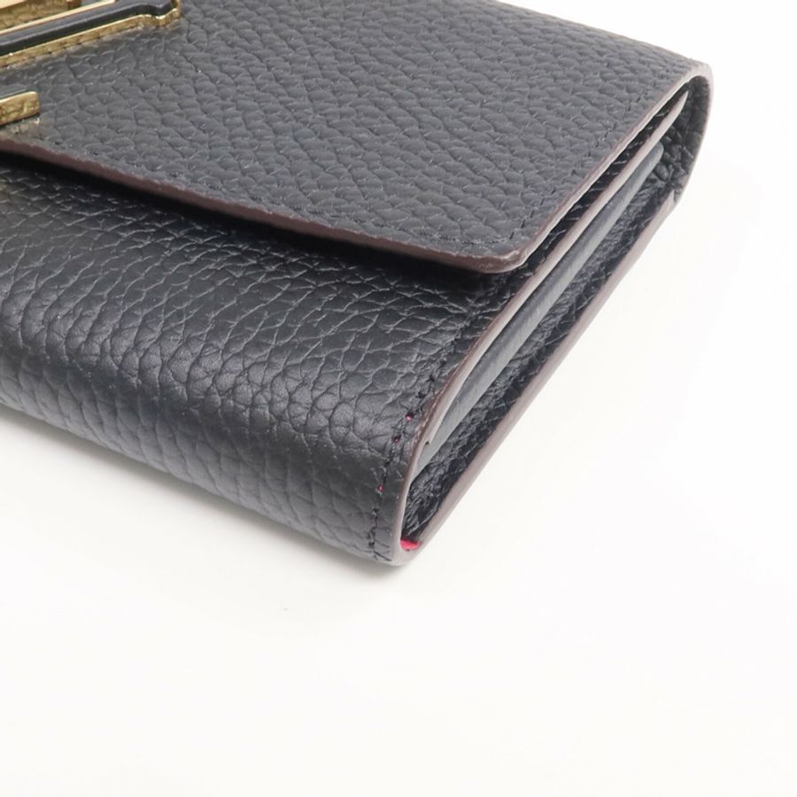 LOUIS VUITTON Taurillon Capucines Wallet金扣長錢包-6