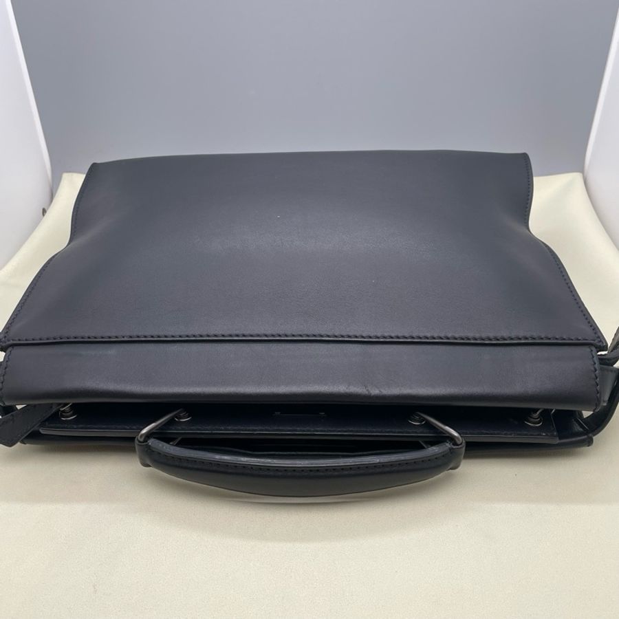 98新FENDI/芬迪 小惡魔 peekaboo 全皮男士公文包 尺寸:37✖️28✖️cm 附件: 塵袋 肩帶 (-6