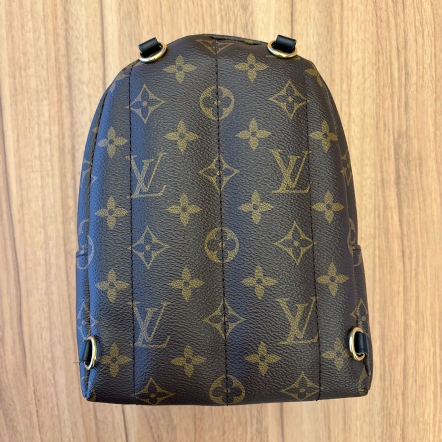 LOUIS VUITTON LV M44873-7