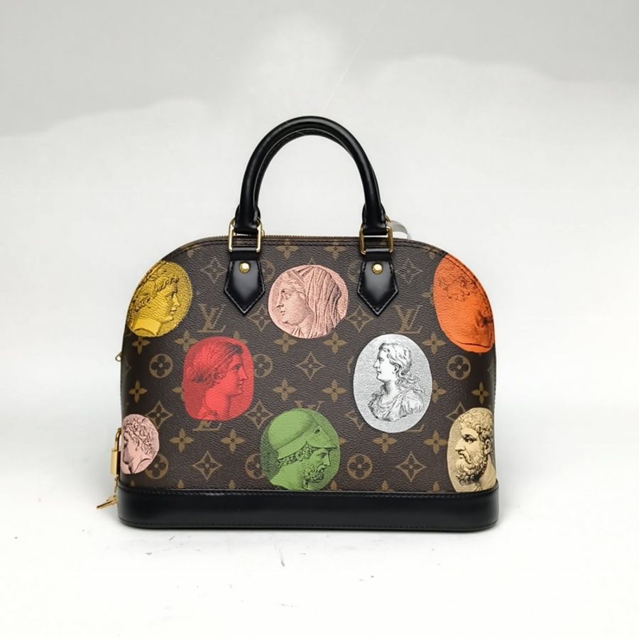 LOUIS VUITTON 圖案PVC晶片Alma小號盧浮宮限定-0