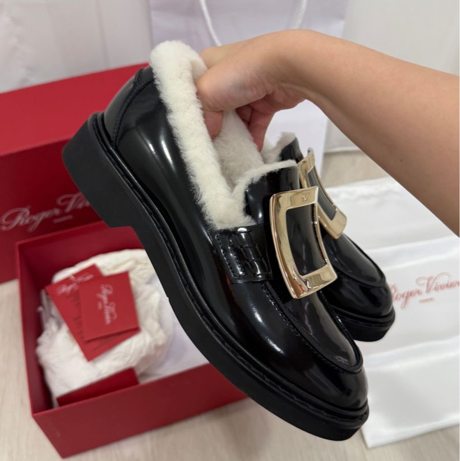 全新 Roger Vivier Viv' Rangers 黑色 金屬釦 漆皮 樂福鞋 36-5