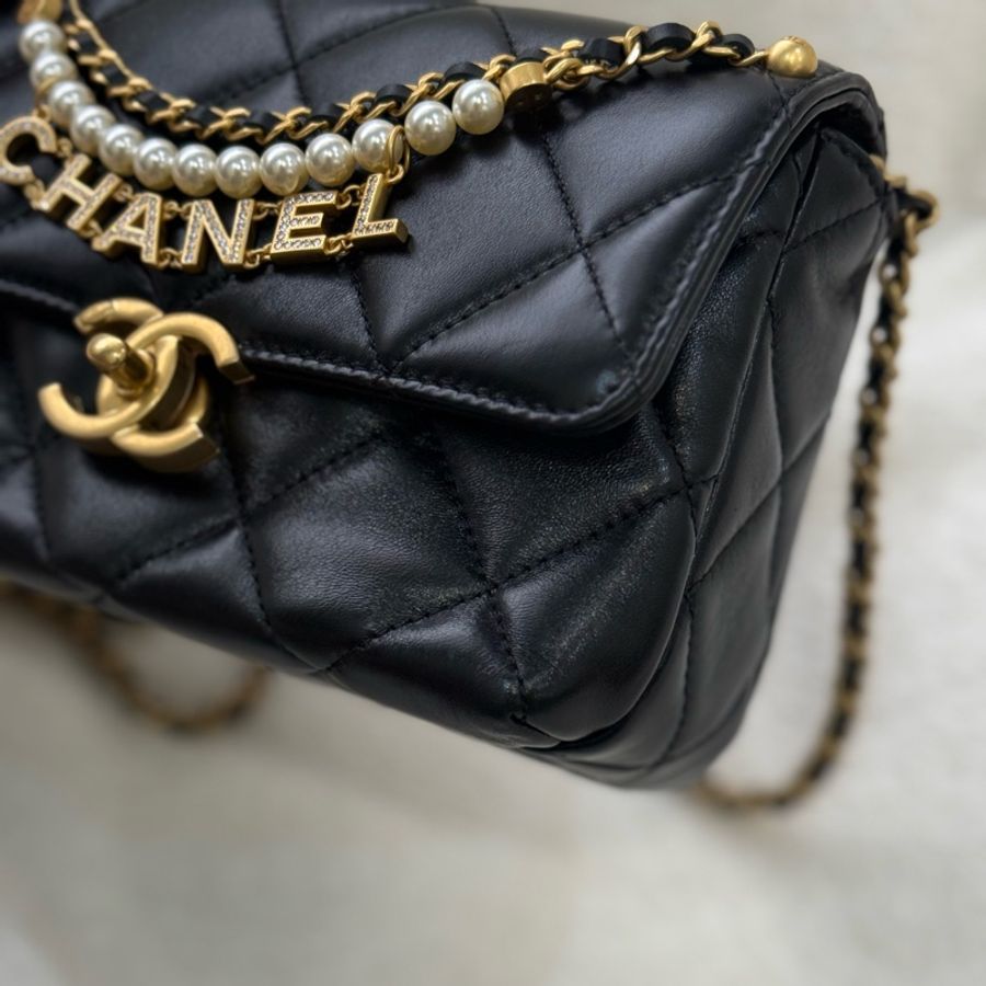 (日本購證🇯🇵全配)Chanel 24A 珍珠水鑽鏈條黑金方胖子 ✨最新晶片款-6