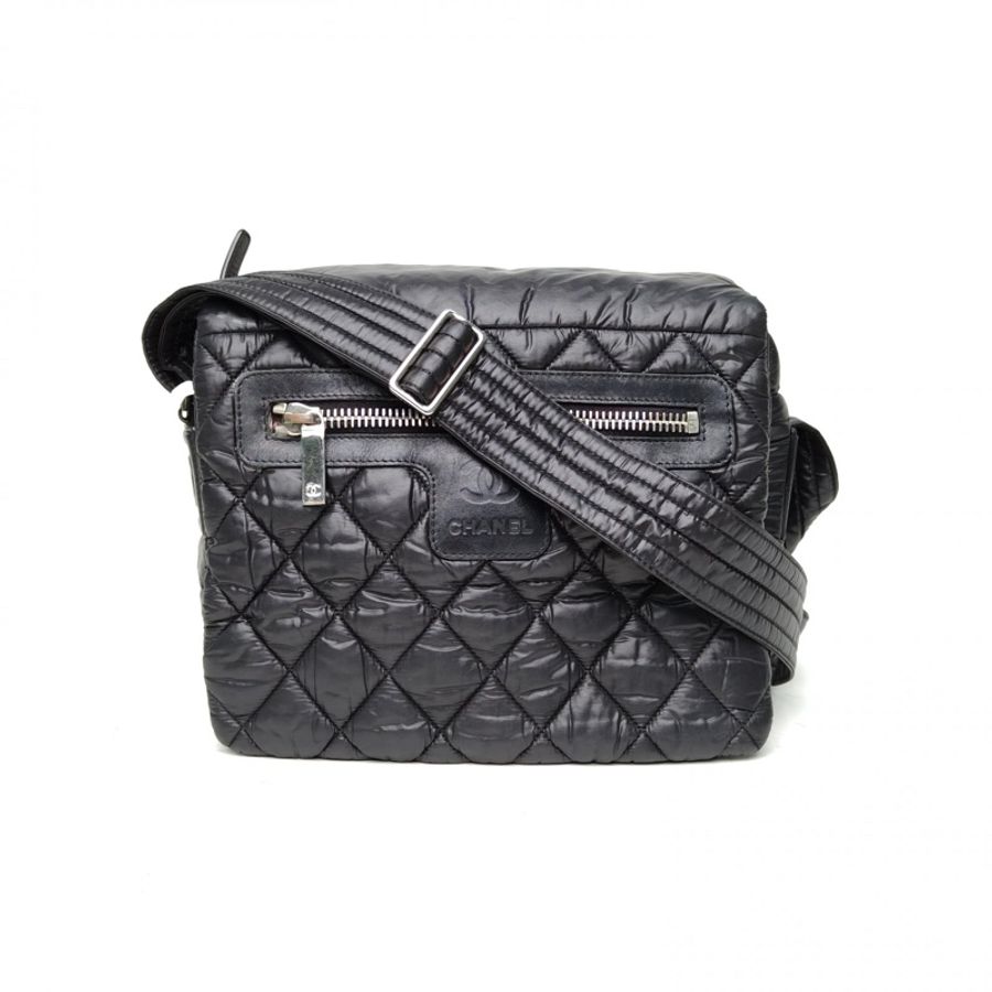 CHANEL 黑色羽絨15開銀扣sportline方標泡芙包斜挎包-0