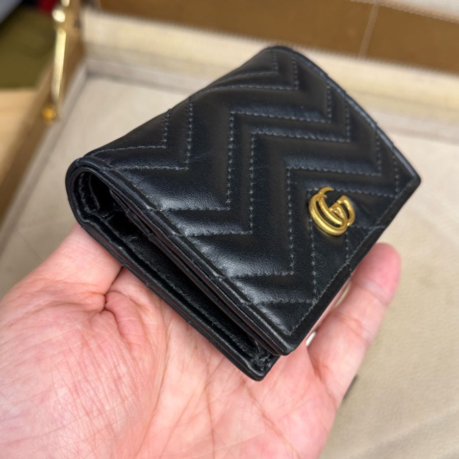 GUCCI 黑色牛皮GG marmont 對開迷你短夾🖤🩶實用小巧-1